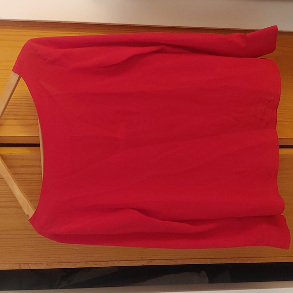 Backless Red Silk Top - Picture 3 of 6